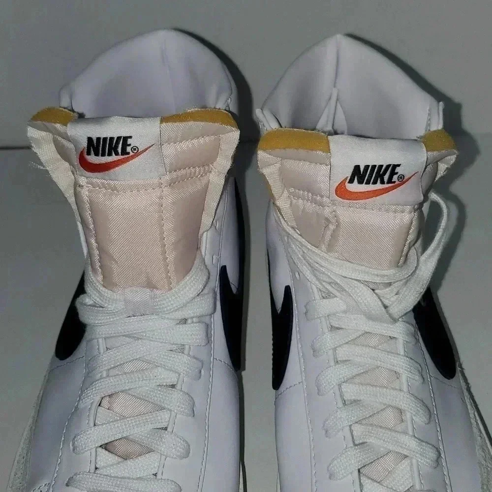 Nike Blazer Mid 77 Vintage White Black BQ6806-100 Mens Size 9